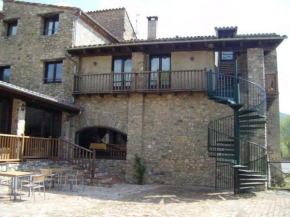 Отель Hostal de la Rovira  Montagut i Oix